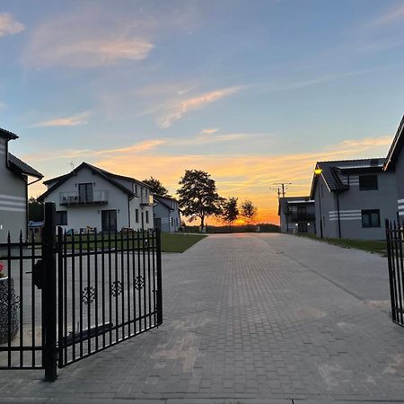 Apartamenty Pod Sosnami Sarbinowo Extérieur photo