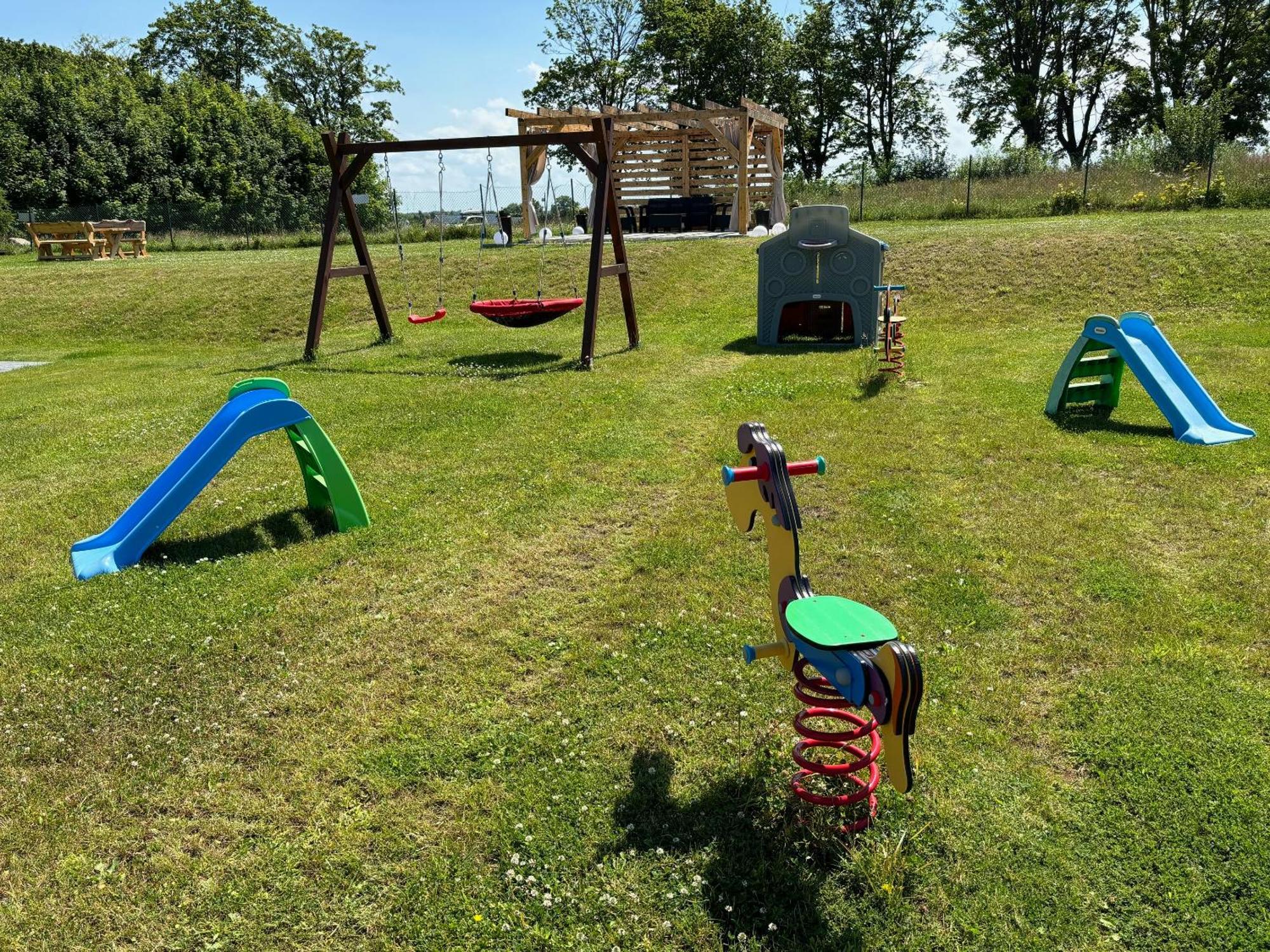 Apartamenty Pod Sosnami Sarbinowo Extérieur photo